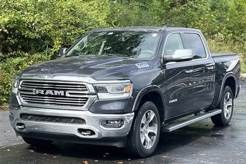 2020 Ram 1500 Laramie photo 1