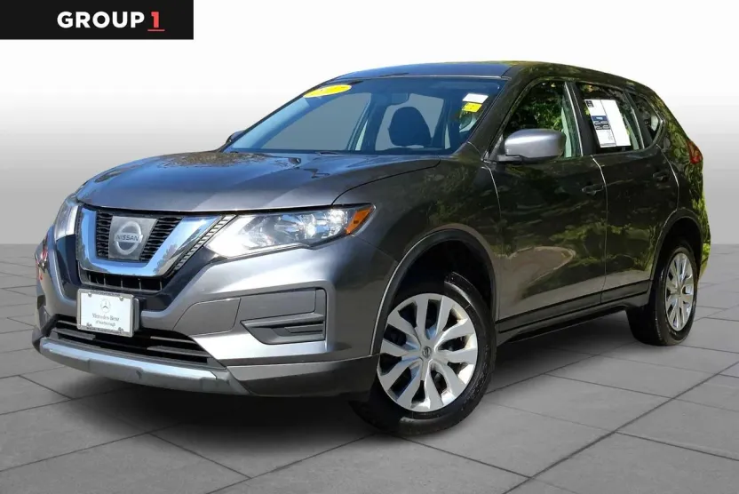 2017 Nissan Rogue S photo 1