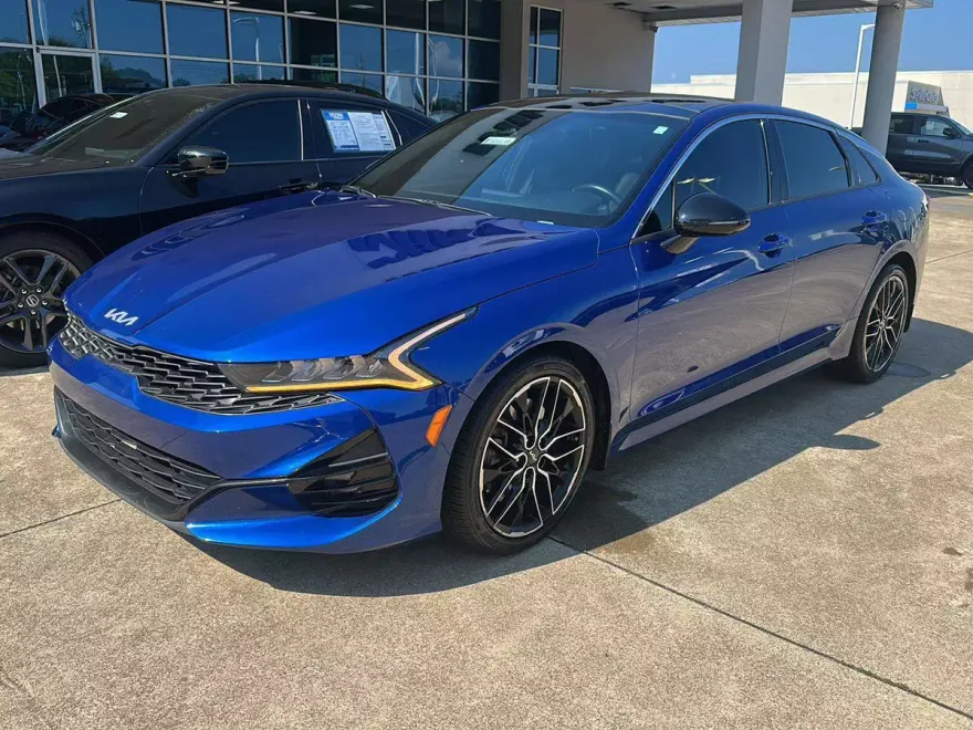 2023 Kia K5 GT photo 1