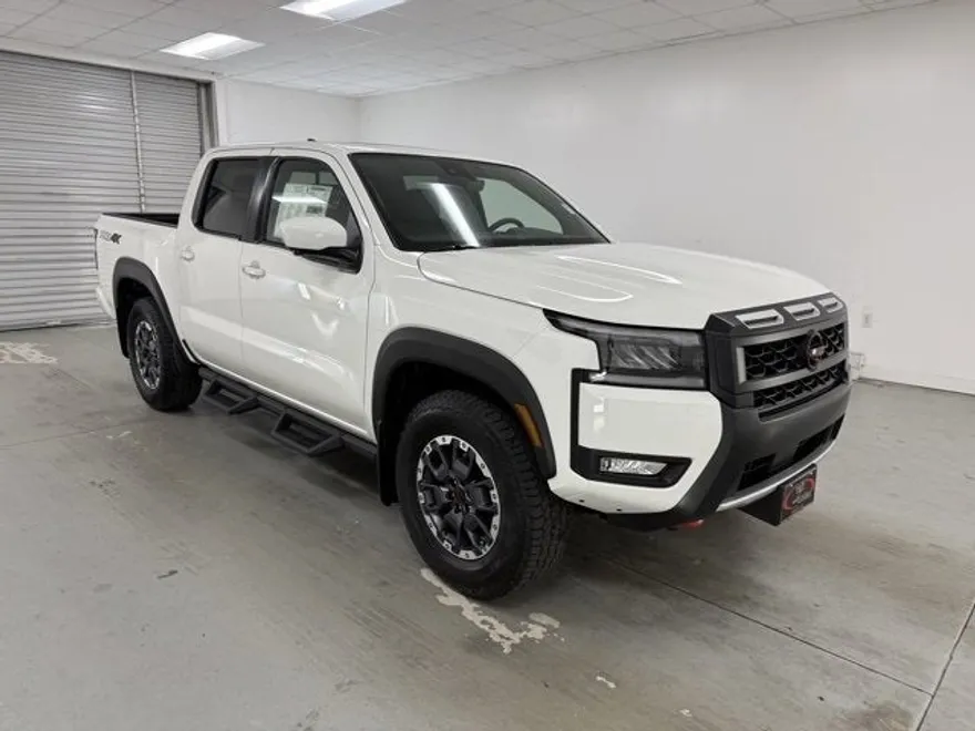 2026 Nissan Frontier PRO-4X photo 1