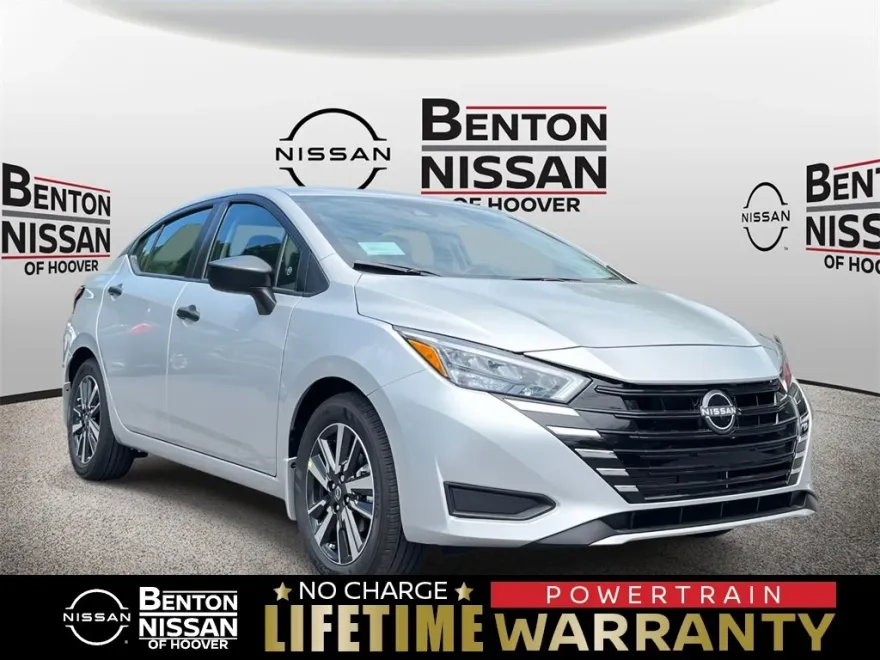 2025 Nissan Versa S photo 1
