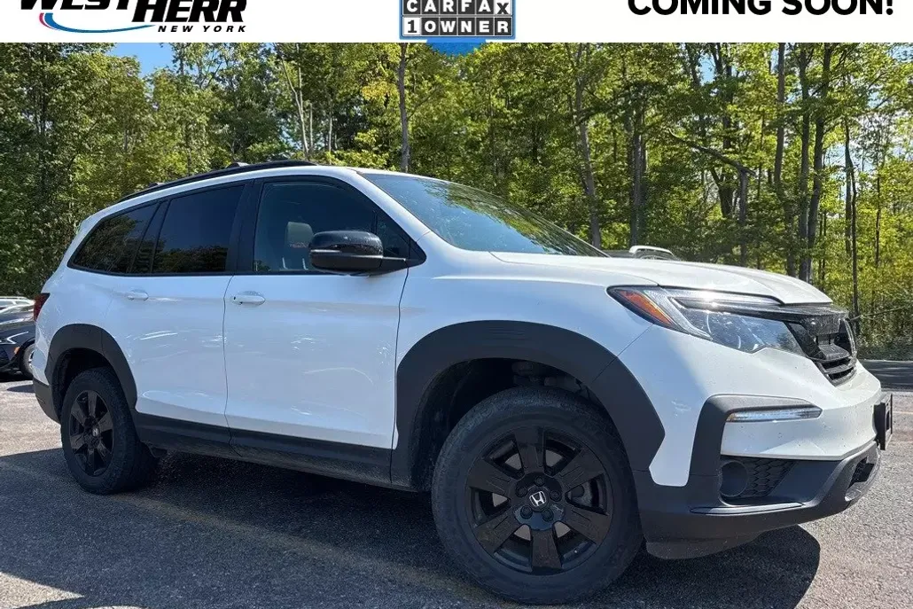 2022 Honda Pilot TrailSport photo 1