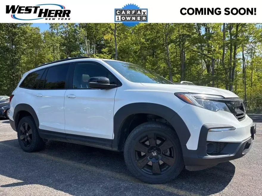 2022 Honda Pilot TrailSport photo 1