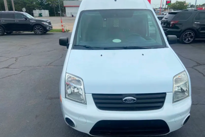 2013 Ford Transit Connect XLT photo 1