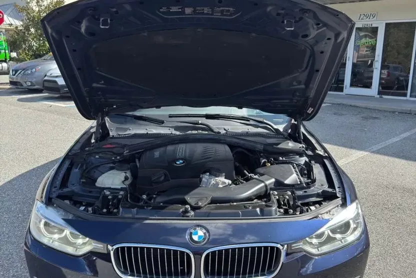 2012 Bmw 335i Sedan photo 1