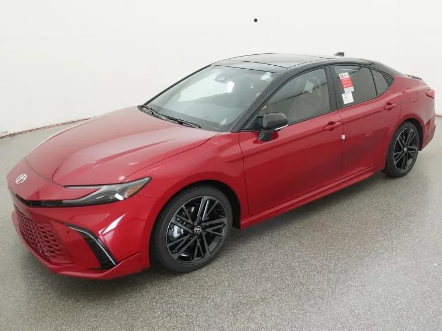 2025 Toyota Camry XSE photo 1