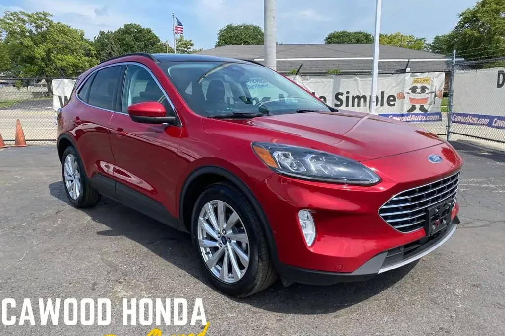 2021 Ford Escape Titanium photo 1