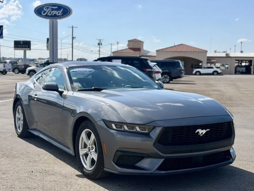 2024 Ford Mustang EcoBoost photo 1