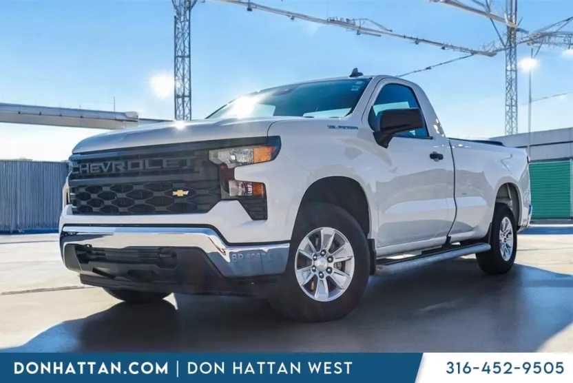 2024 Chevrolet Silverado 1500 photo 1