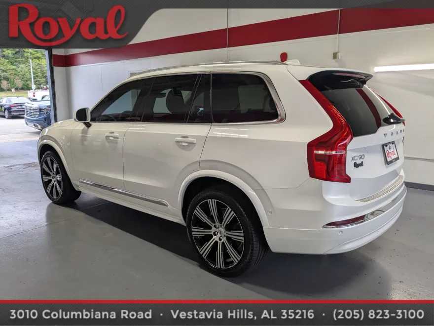 2024 Volvo XC90 Plus photo 1