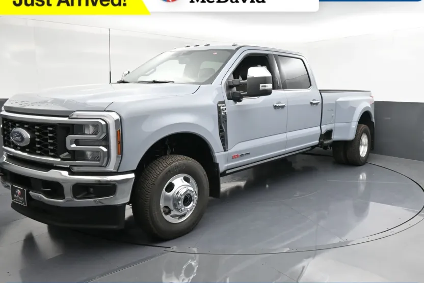 2026 Ford F-350 King Ranch photo 1
