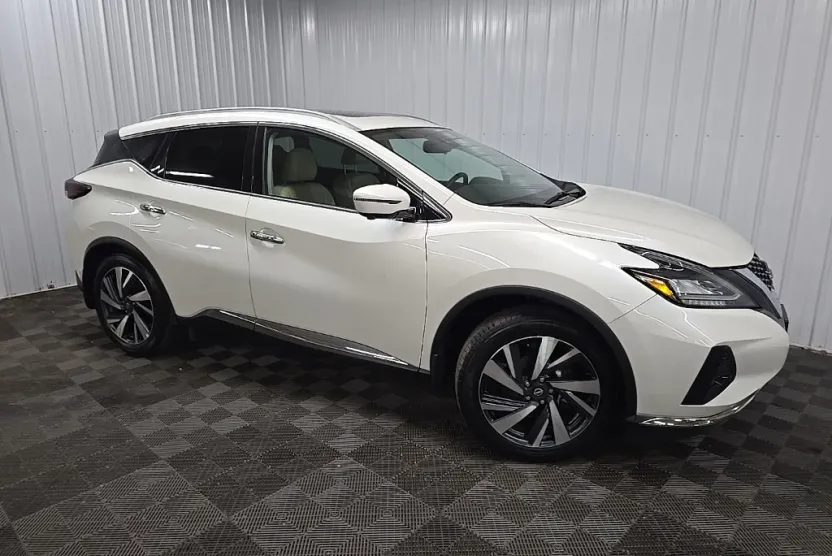 2023 Nissan Murano SL photo 1