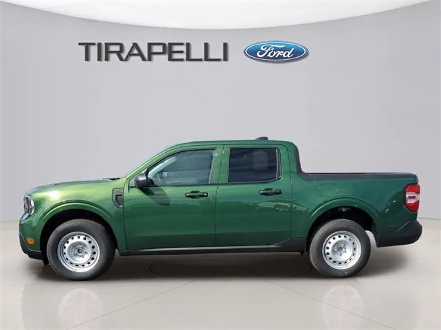2025 Ford Maverick XL photo 1