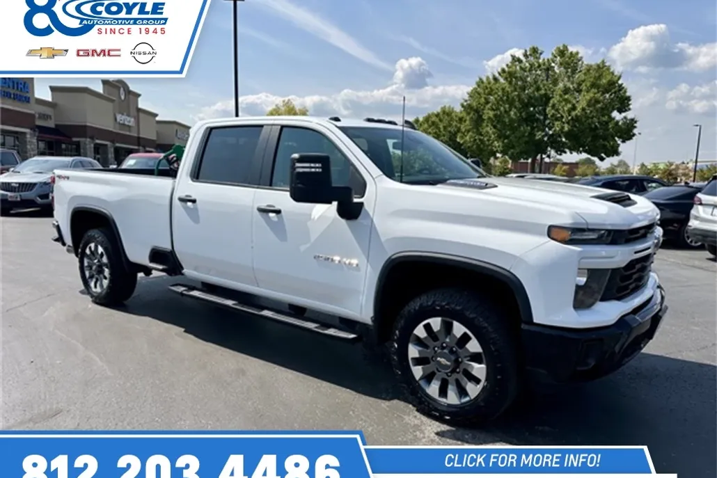 2024 Chevrolet Silverado 2500HD Custom photo 1