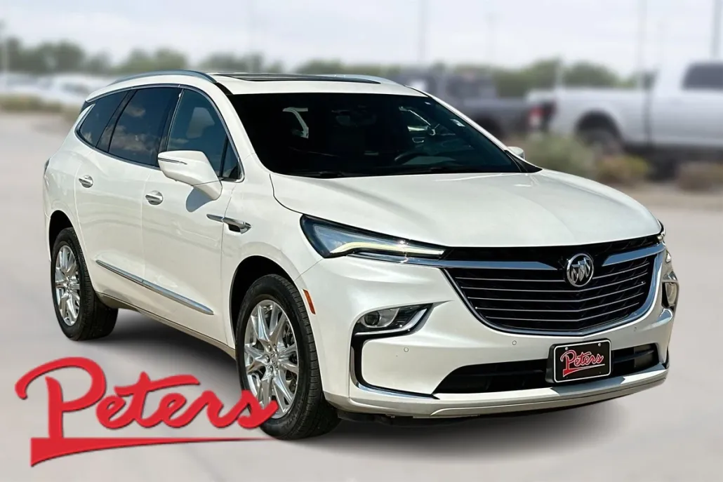 2023 Buick Enclave Premium photo 1