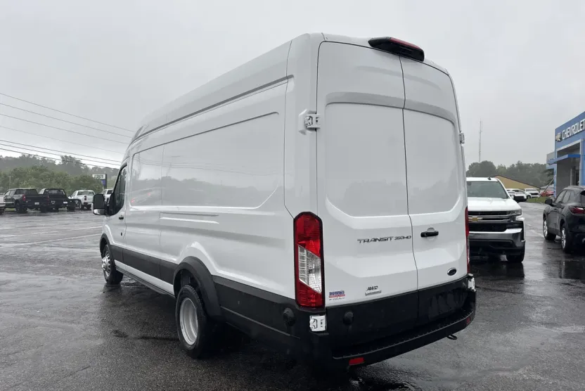 2024 Ford Transit photo 1
