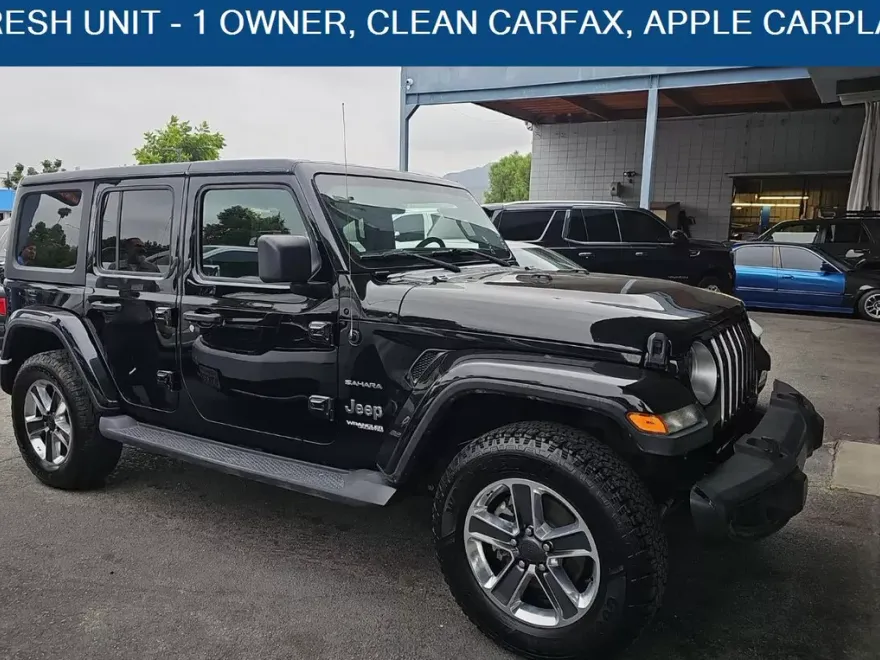 2020 Jeep Wrangler Unlimited Sahara photo 1