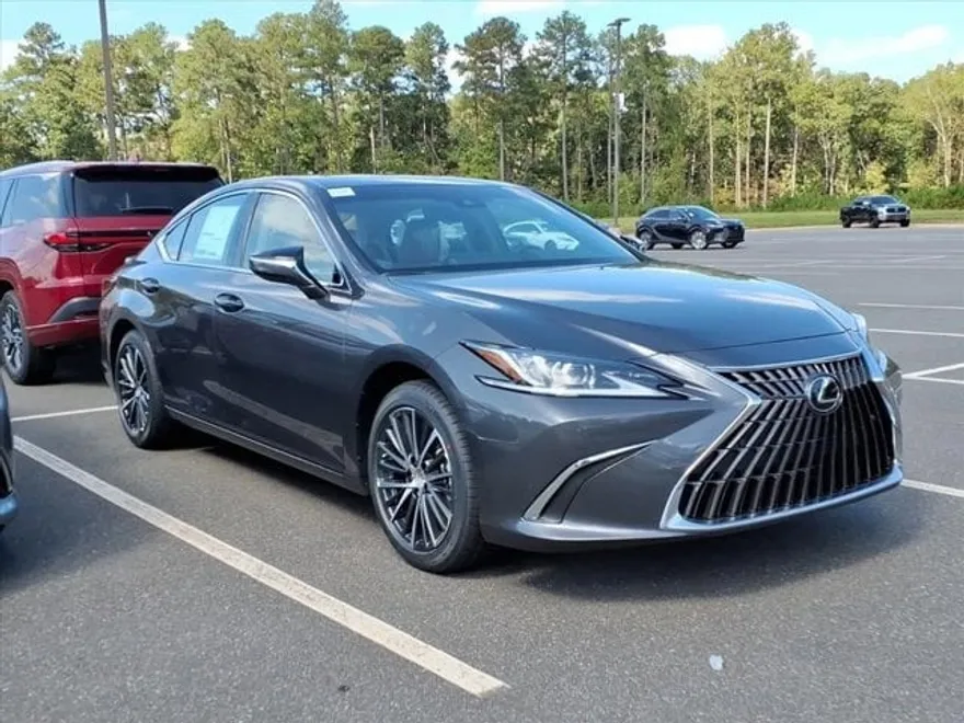 2025 Lexus ES Premium photo 1