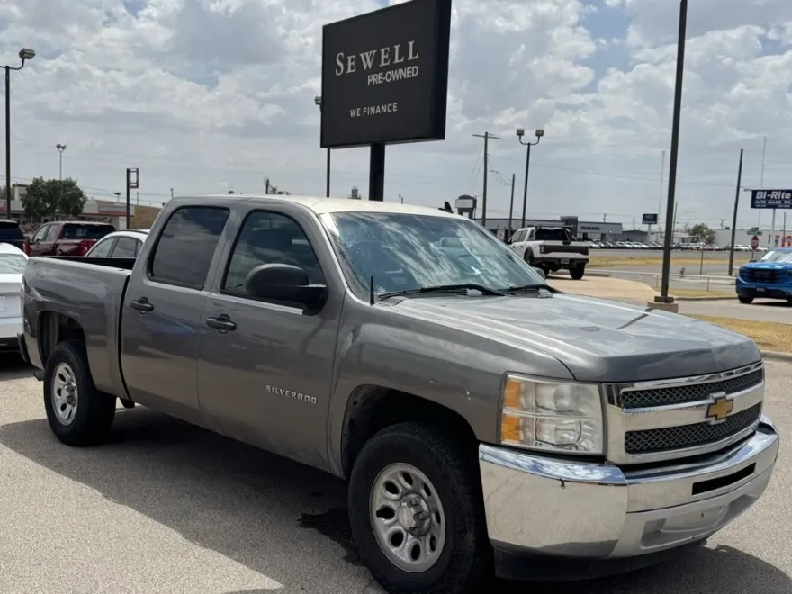 2013 Chevrolet Silverado 1500 LT photo 1