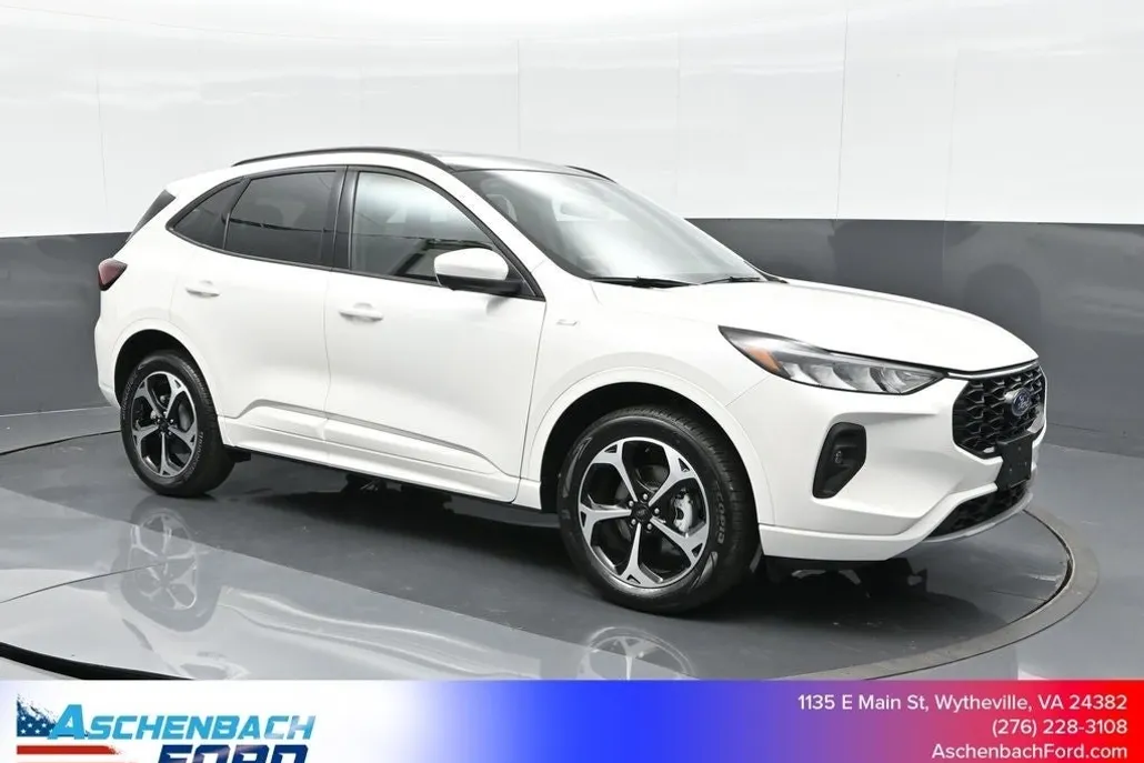 2024 Ford Escape ST-Line Select photo 1