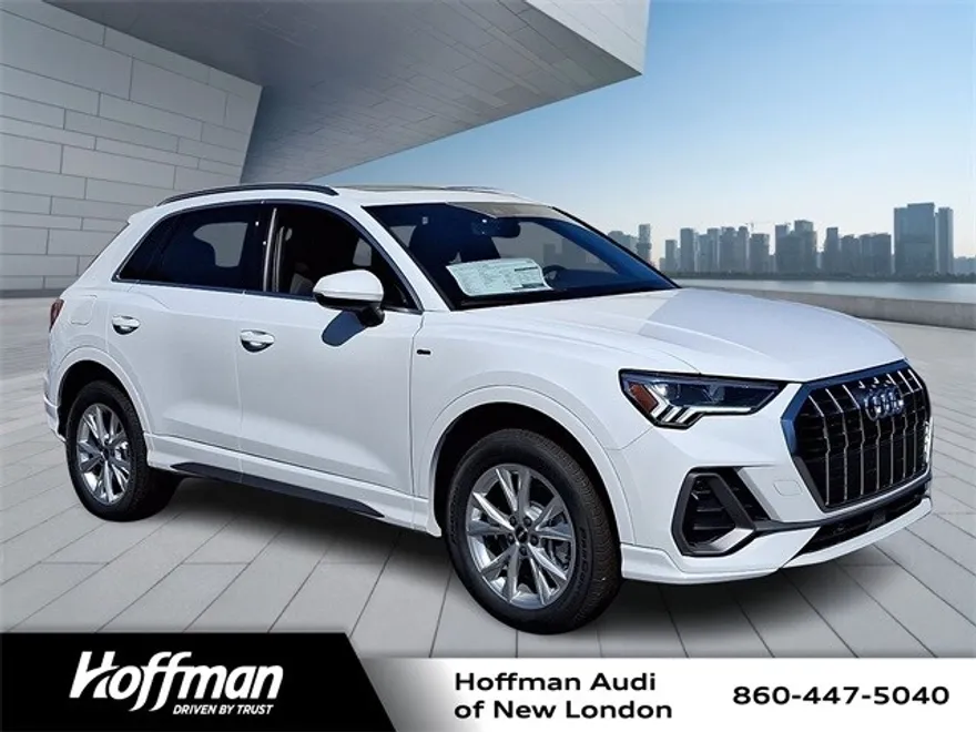 2025 Audi Q3 45 TFSI S line Premium photo 1