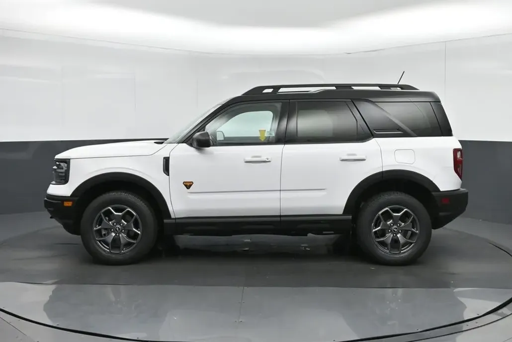 2022 Ford Bronco Sport Badlands photo 1