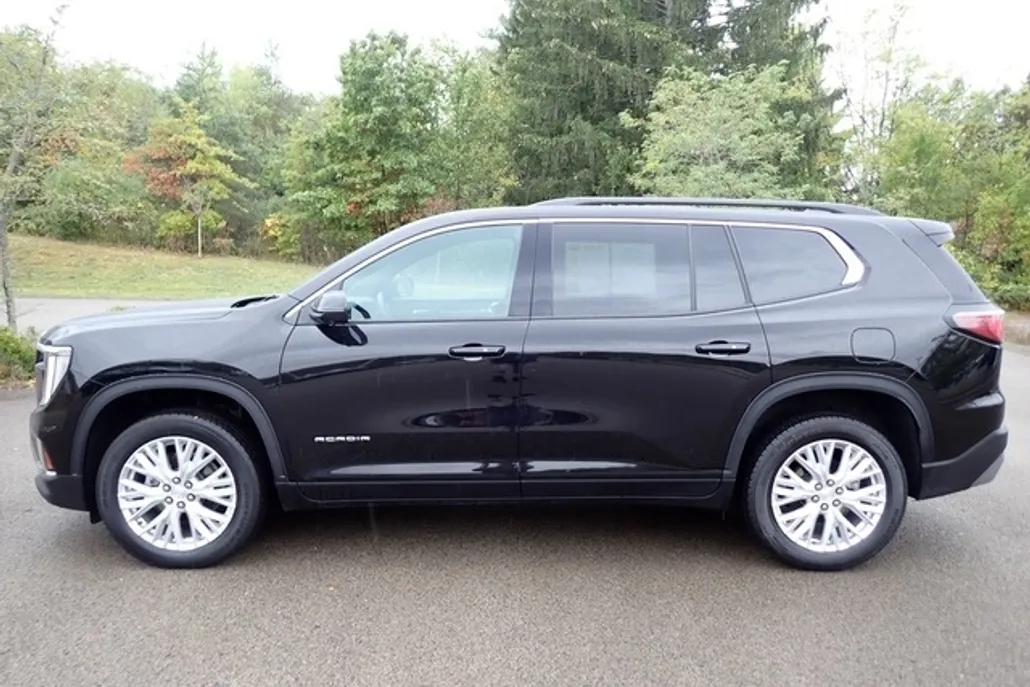 2024 Gmc Acadia Elevation photo 1