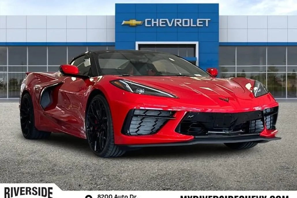 2025 Chevrolet Corvette Stingray 2LT photo 1