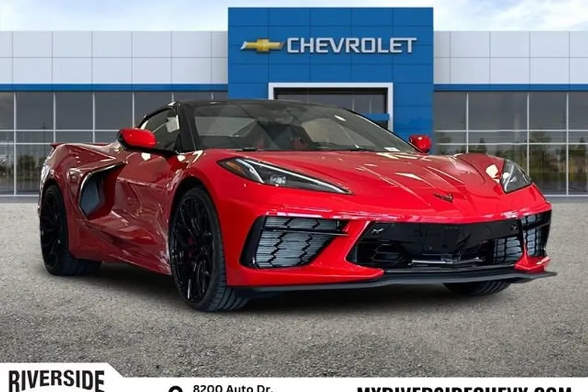 2025 Chevrolet Corvette Stingray 2LT photo 1