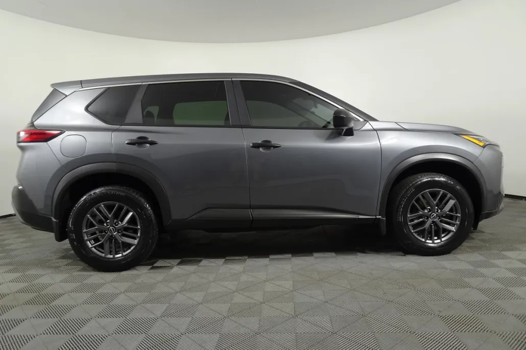 2023 Nissan Rogue AWD S photo 1
