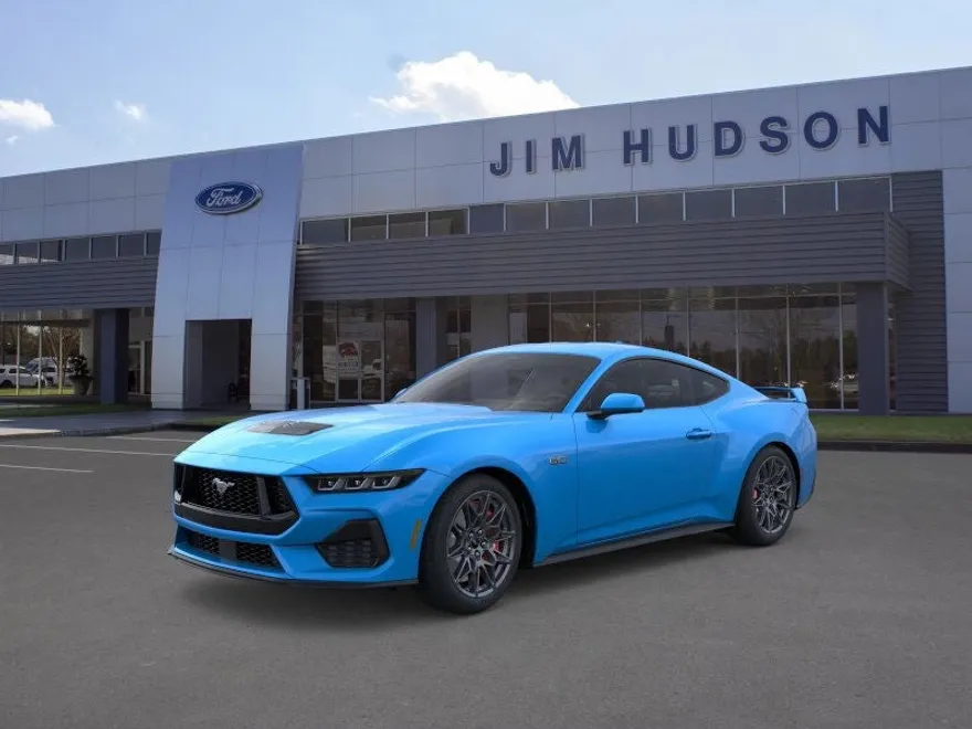 2025 Ford Mustang GT photo 1