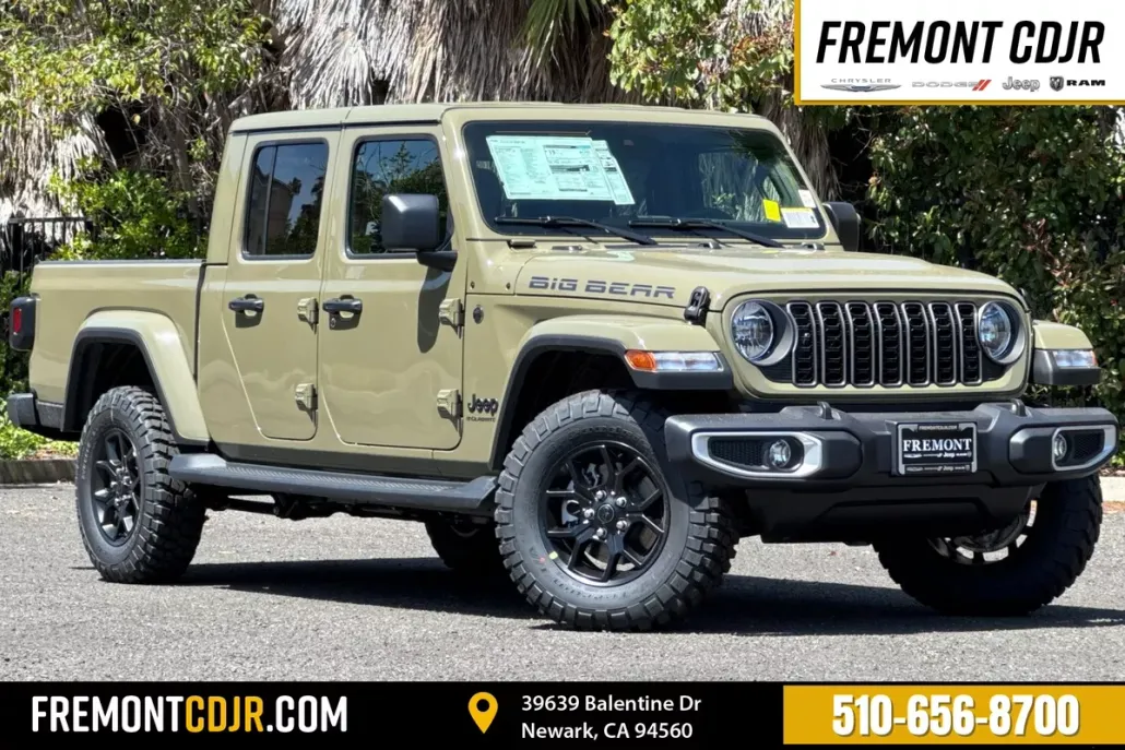 2025 Jeep Gladiator Sport photo 1