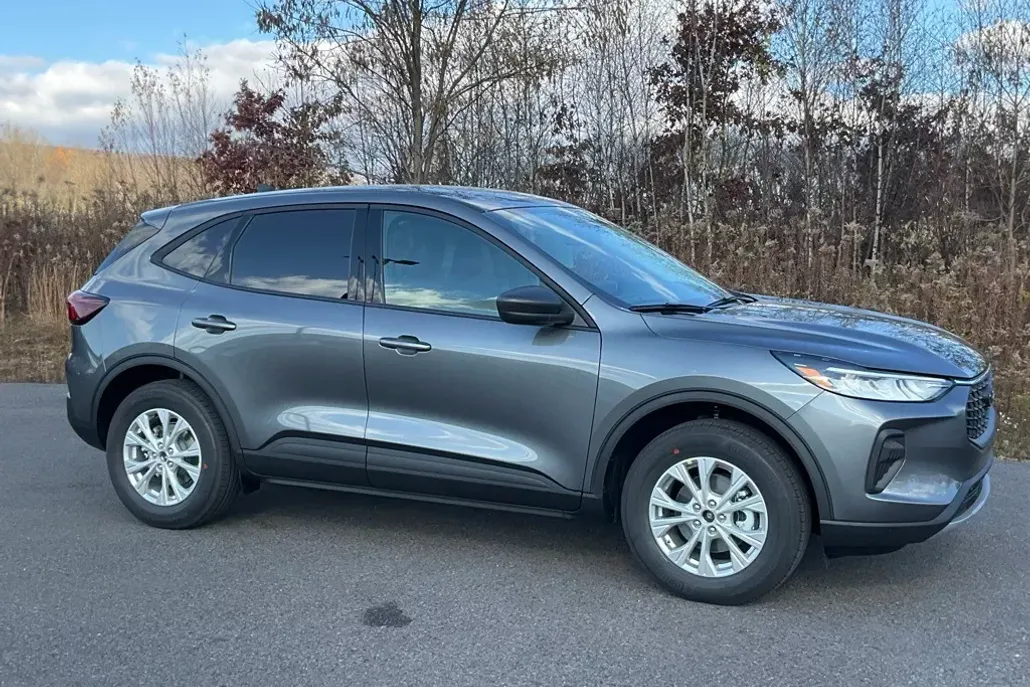 2025 Ford Escape Active photo 1
