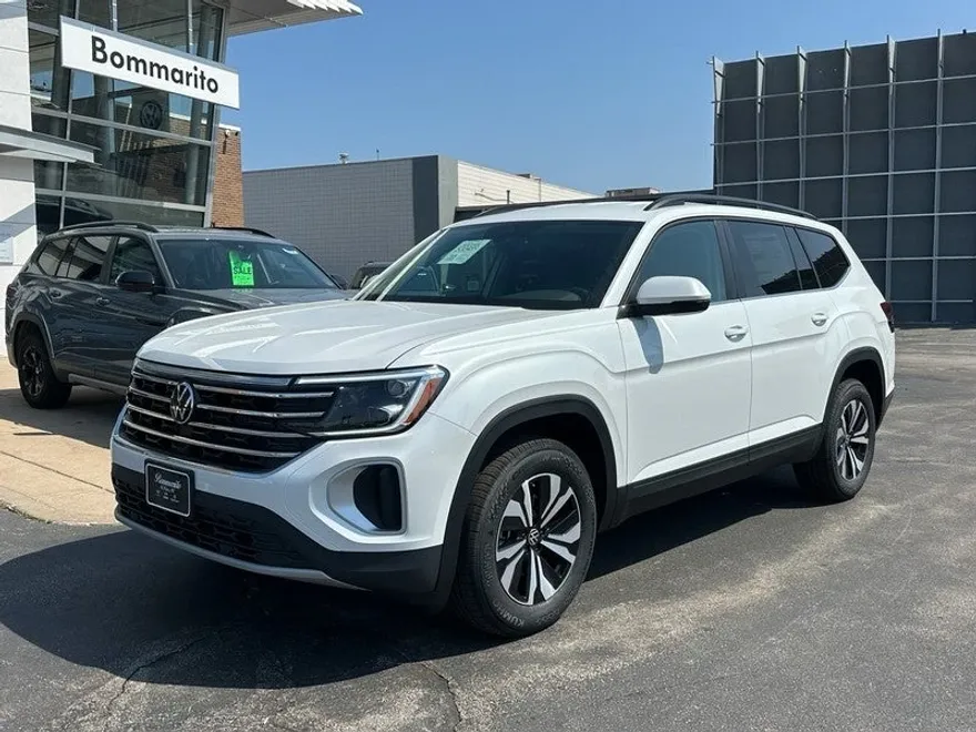 2026 Volkswagen Atlas SE photo 1