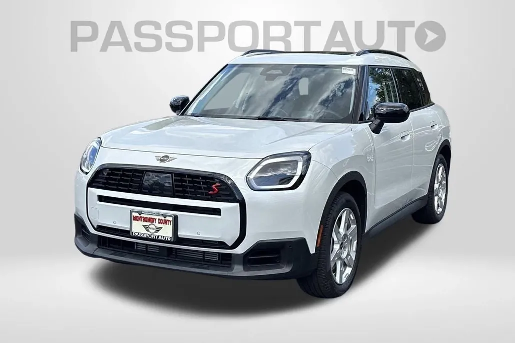 2025 Mini Countryman ALL4 Signature photo 1