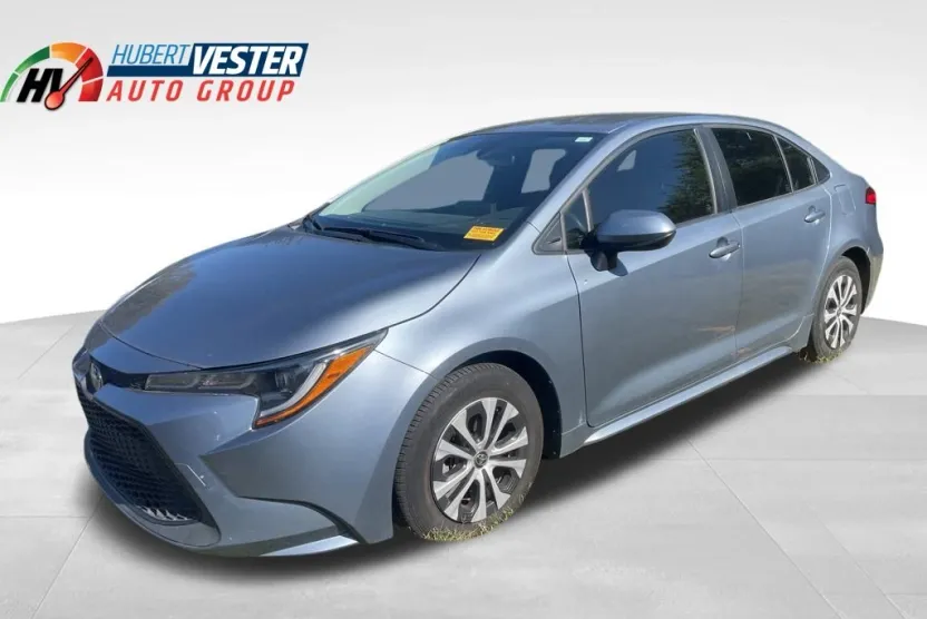 2022 Toyota Corolla Hybrid LE photo 1