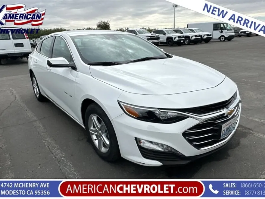 2024 Chevrolet Malibu 1LT photo 1