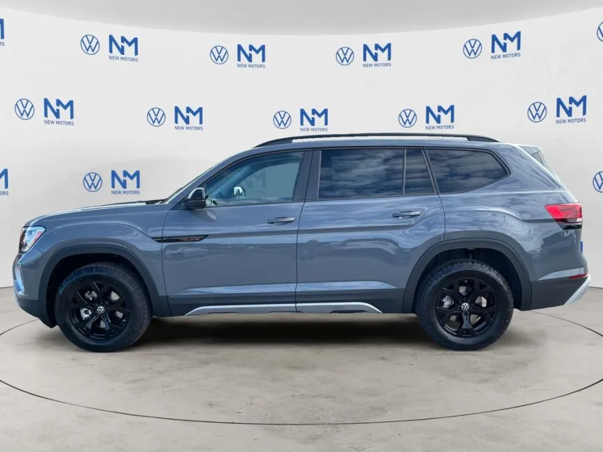 2026 Volkswagen Atlas Peak Edition SE photo 1