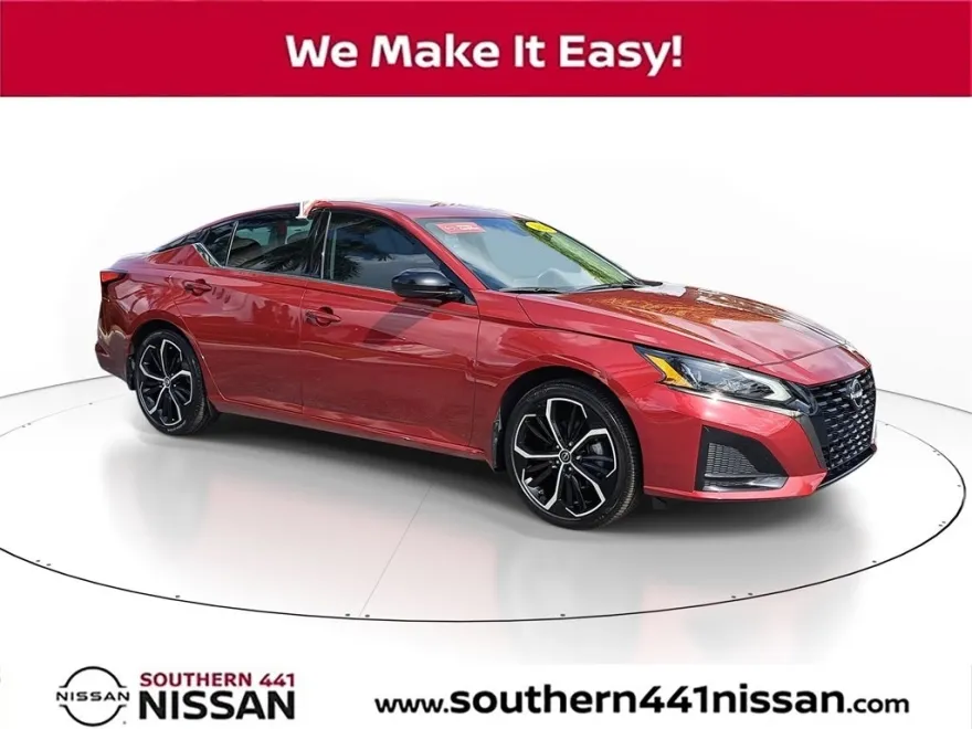 2024 Nissan Altima 2.5 SR photo 1