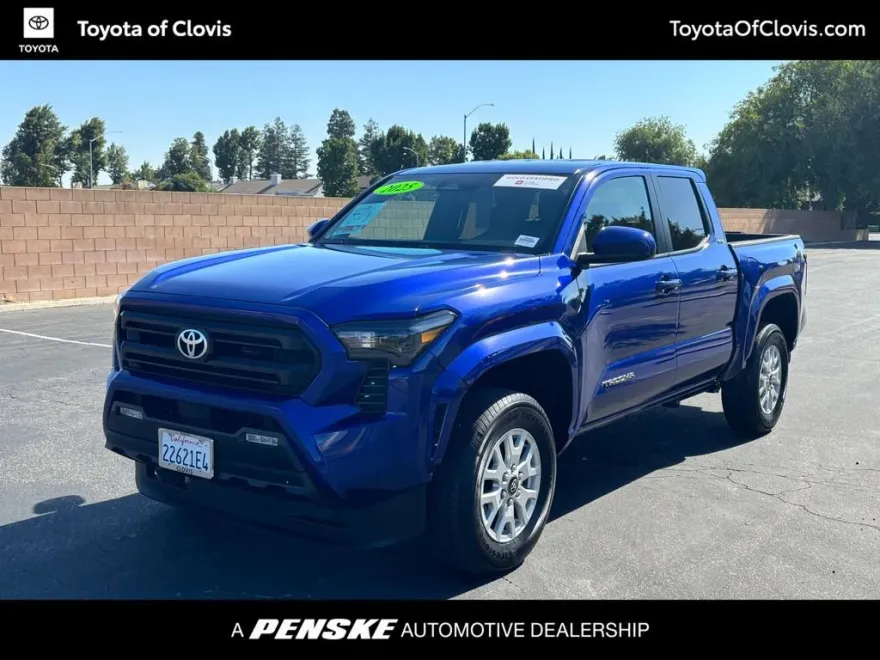 2025 Toyota Tacoma SR5 photo 1
