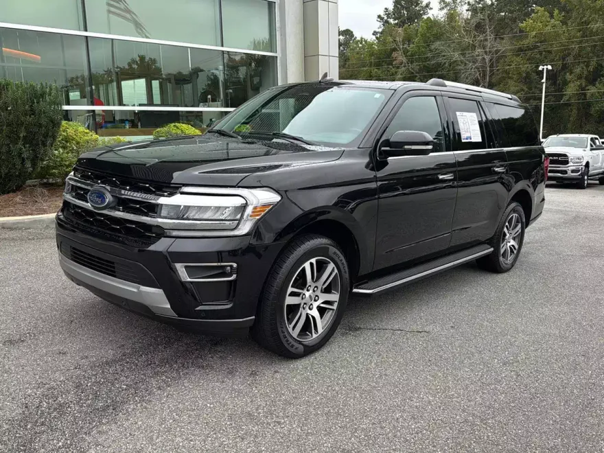 2023 Ford Expedition MAX Limited photo 1