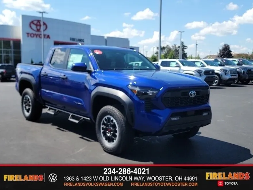 2025 Toyota Tacoma TRD Off-Road 4x4 Double Cab photo 1