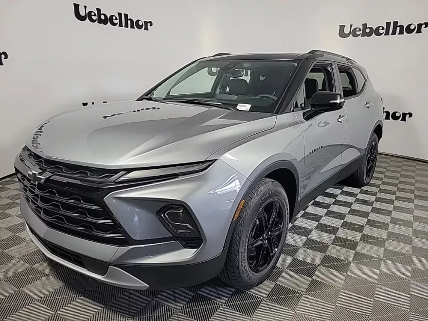 2025 Chevrolet Blazer 3LT photo 1
