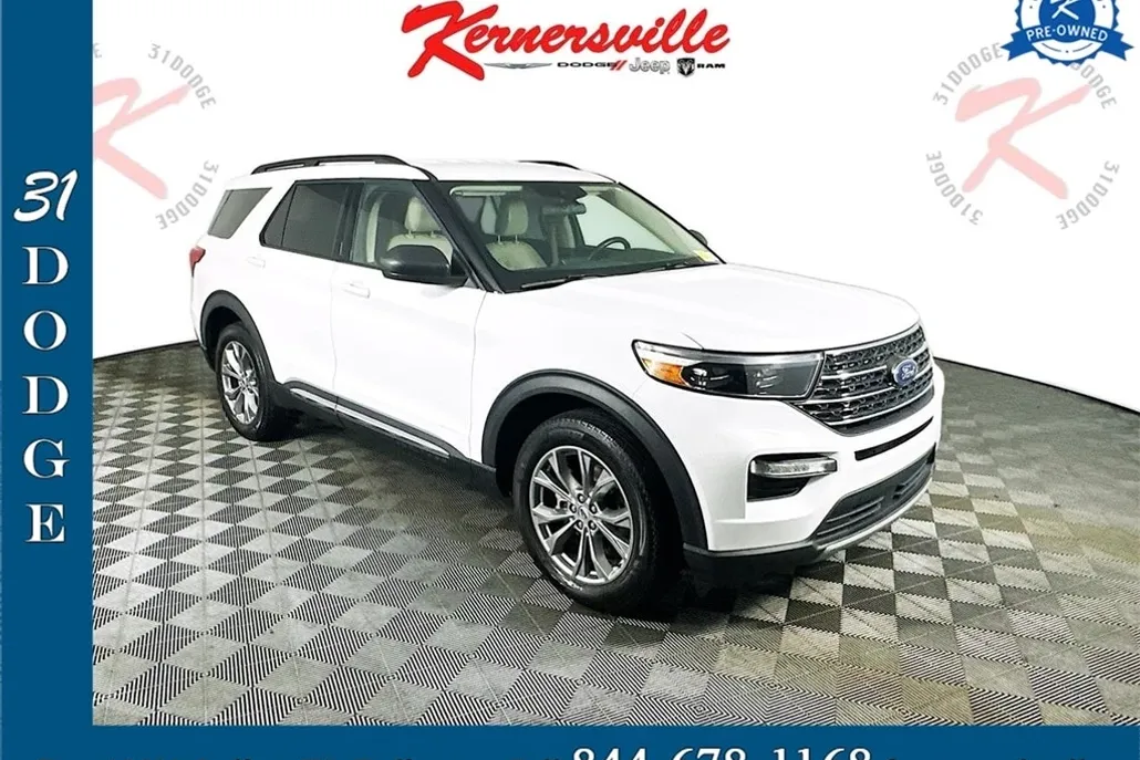 2022 Ford Explorer XLT photo 1