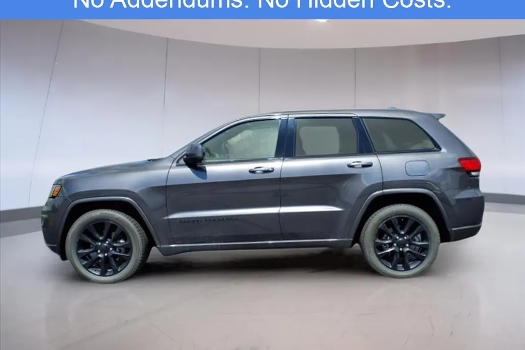 2019 Jeep Grand Cherokee Altitude photo 1