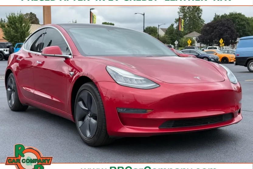 2019 Tesla Model 3 Mid Range photo 1