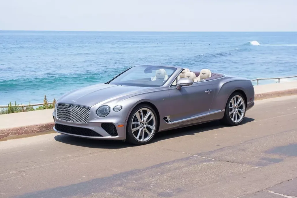 2022 Bentley Continental GTC V8 photo 1