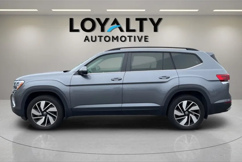 2024 Volkswagen Atlas SE Technology photo 1