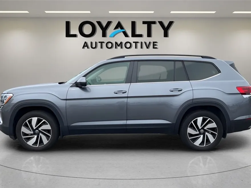 2024 Volkswagen Atlas SE Technology photo 1