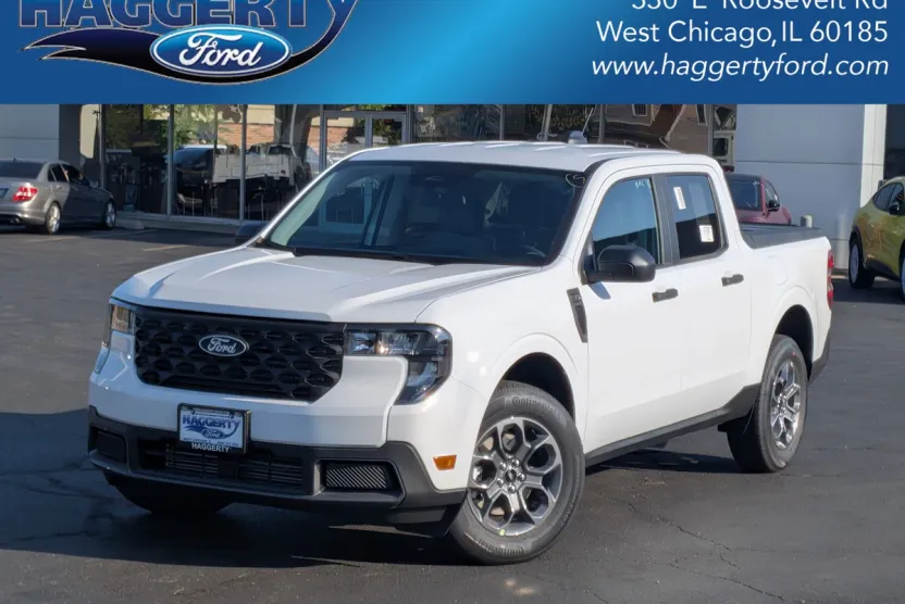 2025 Ford Maverick XLT photo 1